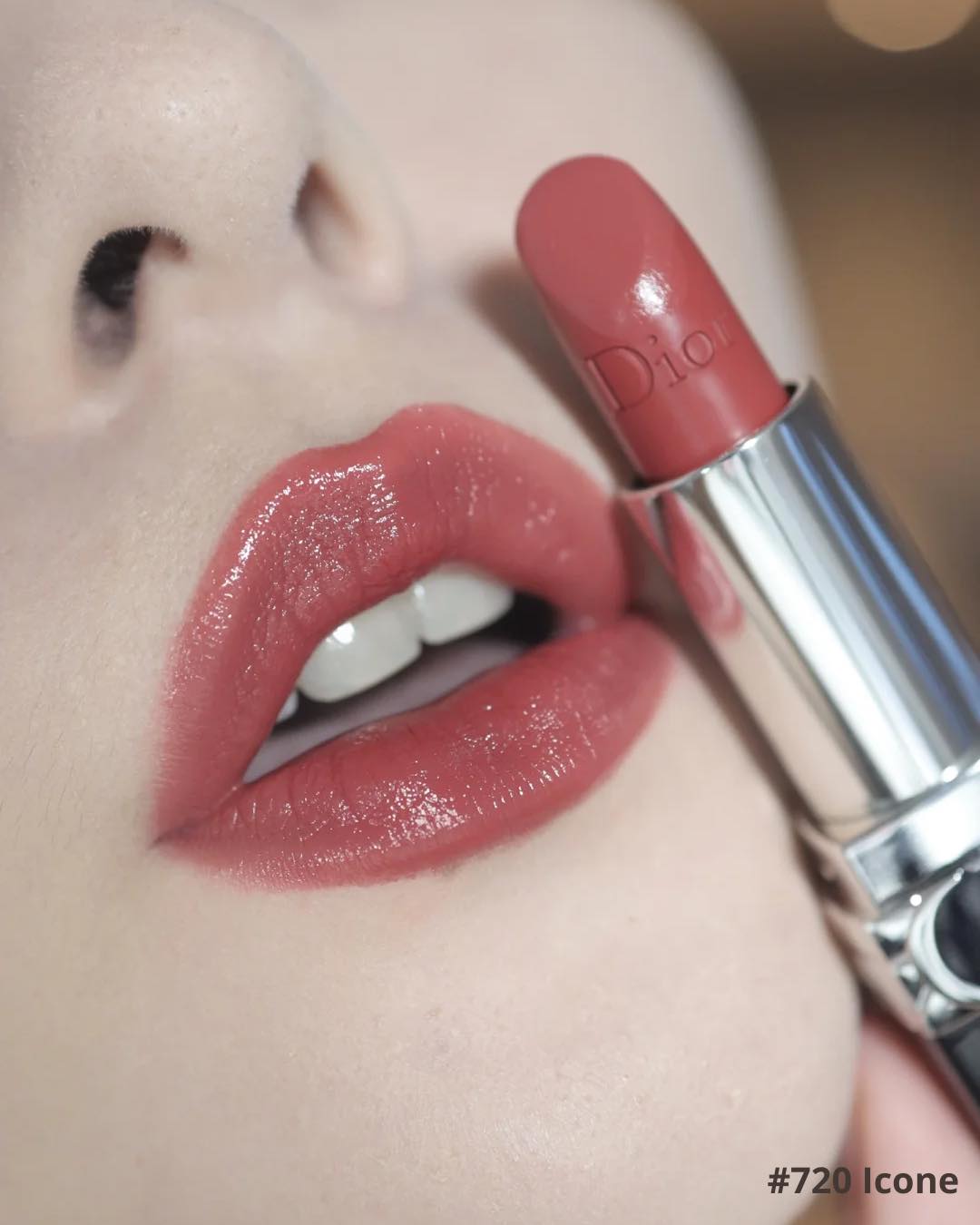 Son Thỏi Dior Rouge Couture Colour Lipstick Floral Lip Care Long Wear 3.5g (Satin)