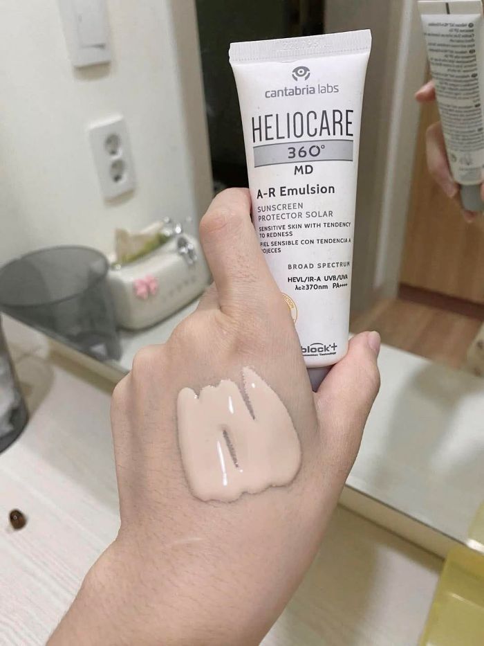 Kem Chống Nắng Heliocare 360 MD A-R Emulsion Sunscreen 50ml