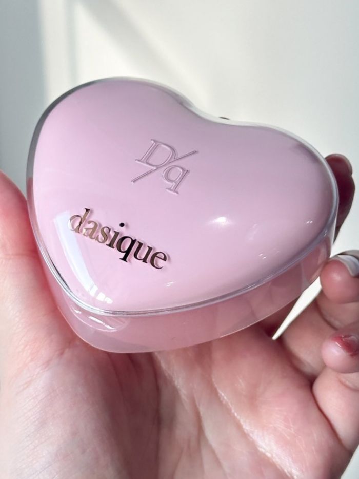 Phấn Nước Dasique Water Dewy Gel Cushion 15g (Heart Edition)