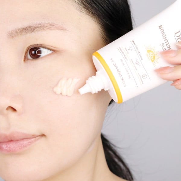 Kem Chống Nắng Dr.G Brightening Up Sun+ SPF50