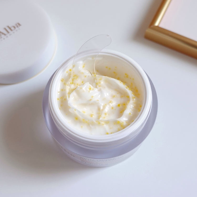 Kem Dưỡng Viên Nang d'Alba Vita Toning Capsule Cream 55g