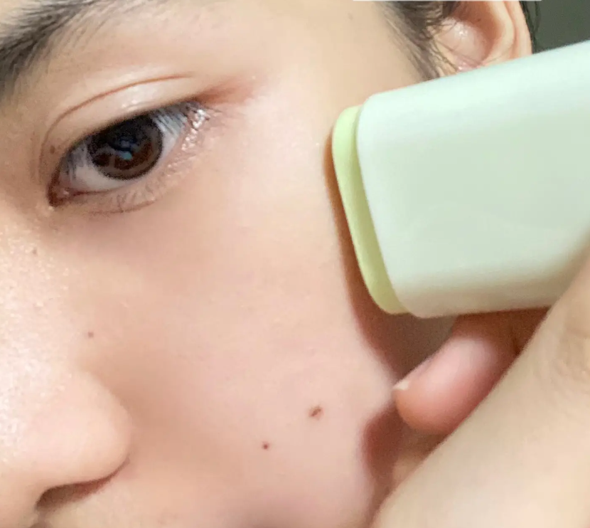 Thanh Lăn Chống Nắng Ngải Cứu Beauty Of Joseon 18g