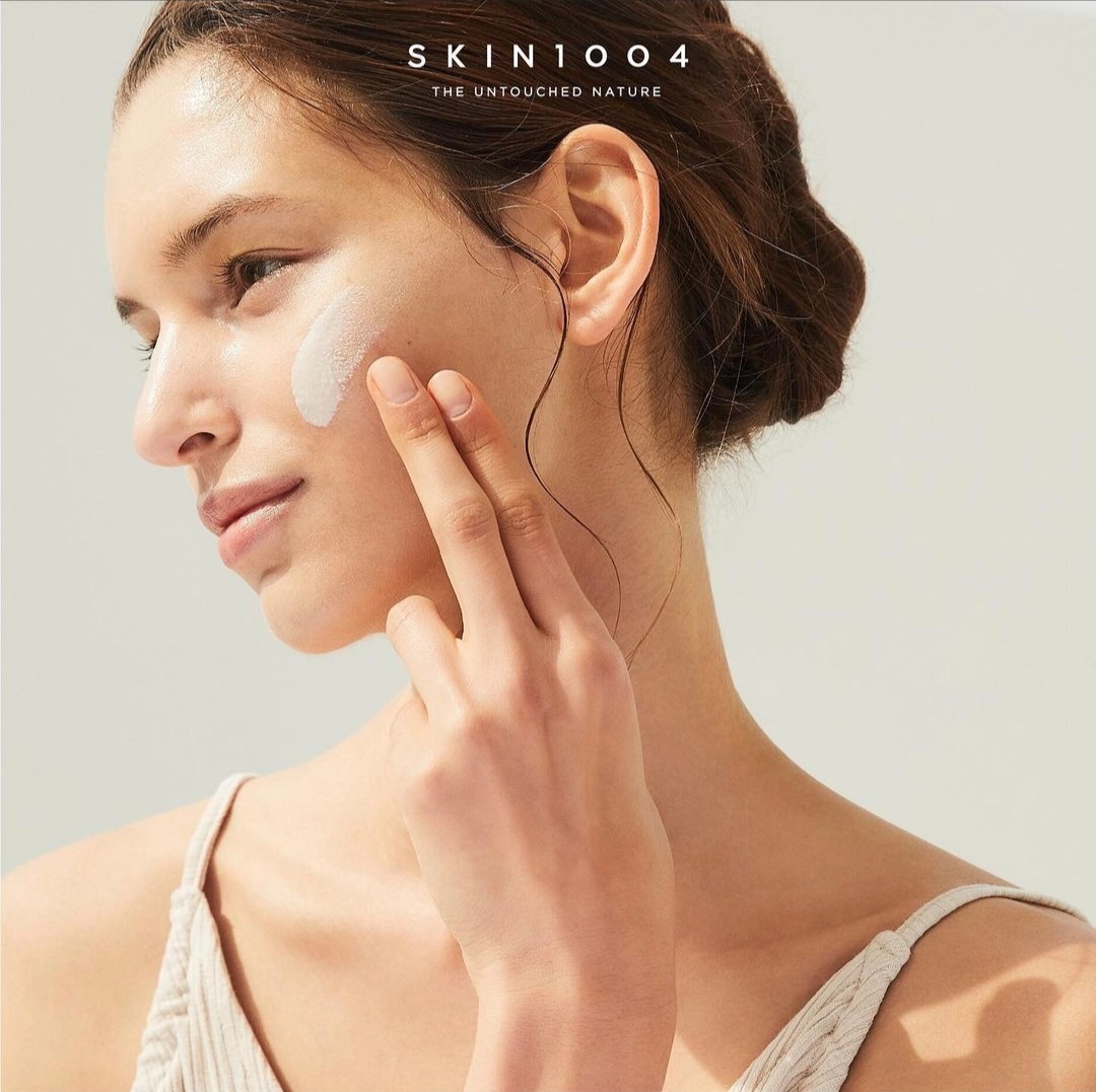 Kem Chống Nắng Siêu Nhẹ Da Skin1004 Centella Air-Fit Suncream Plus SPF50+