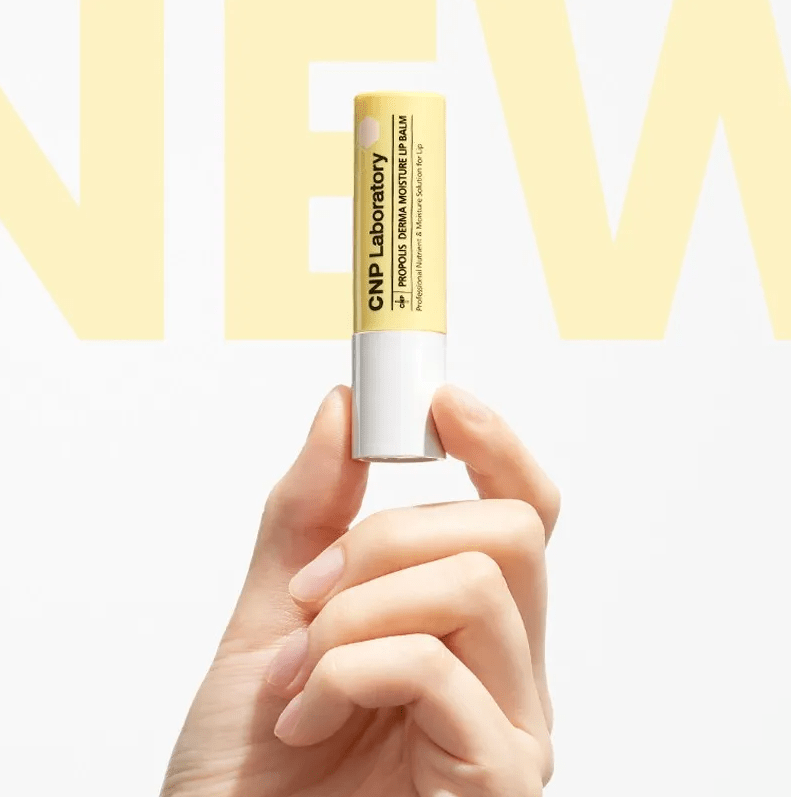 Son Dưỡng CNP Propolis Derma Moisture Lip Balm 4g