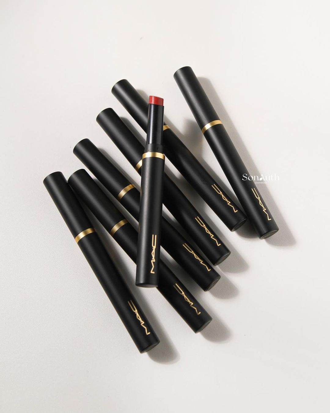 Son Thỏi MAC Powder Kiss Velvet Blur Slim Stick Lipstick 2g