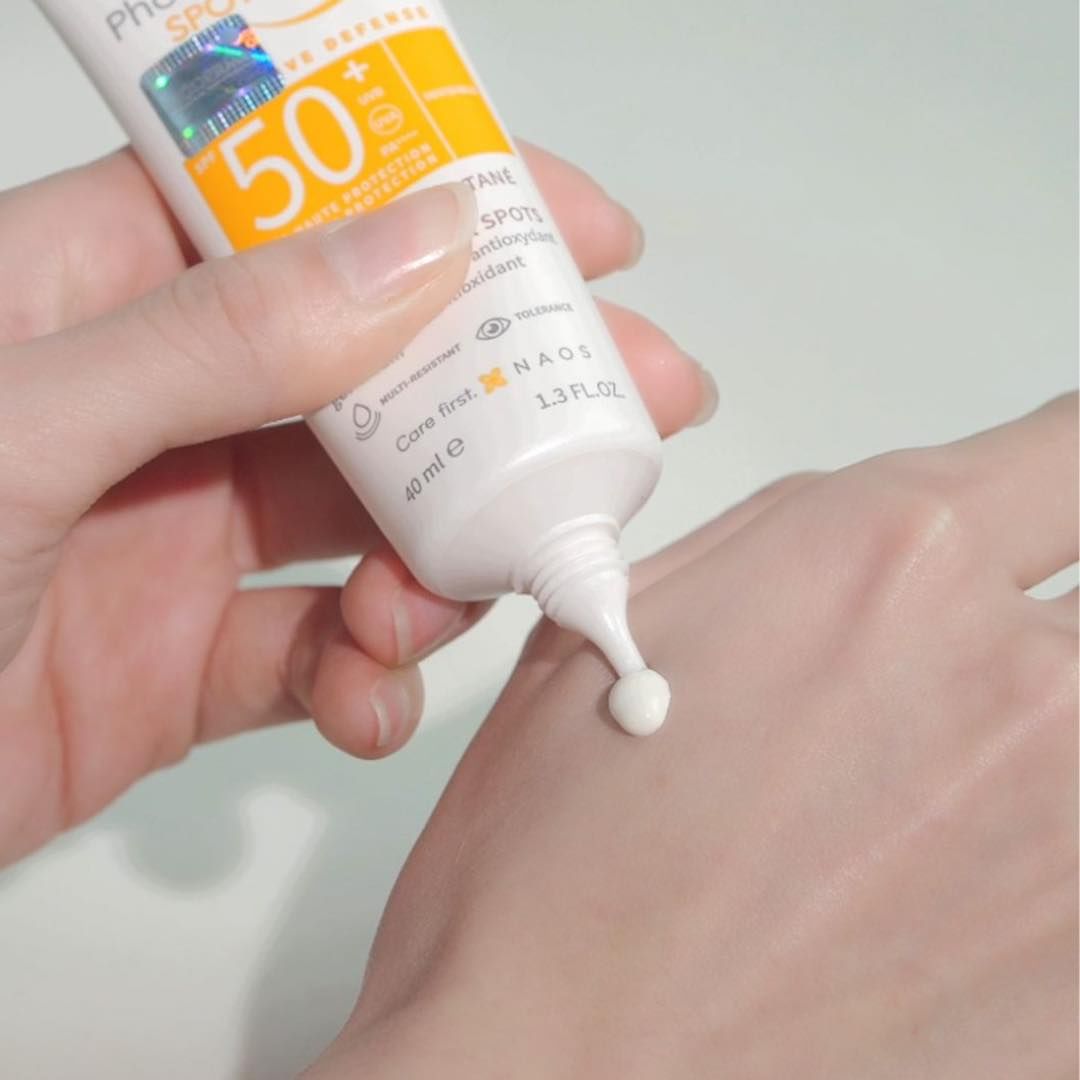 Kem Chống Nắng Bioderma Photoderm Aquafluide SPF50+ 40ml