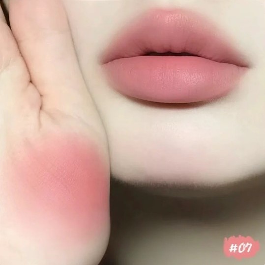 Son Kẻ Môi Dasique Mood Blur Lip Pencil 0.9g