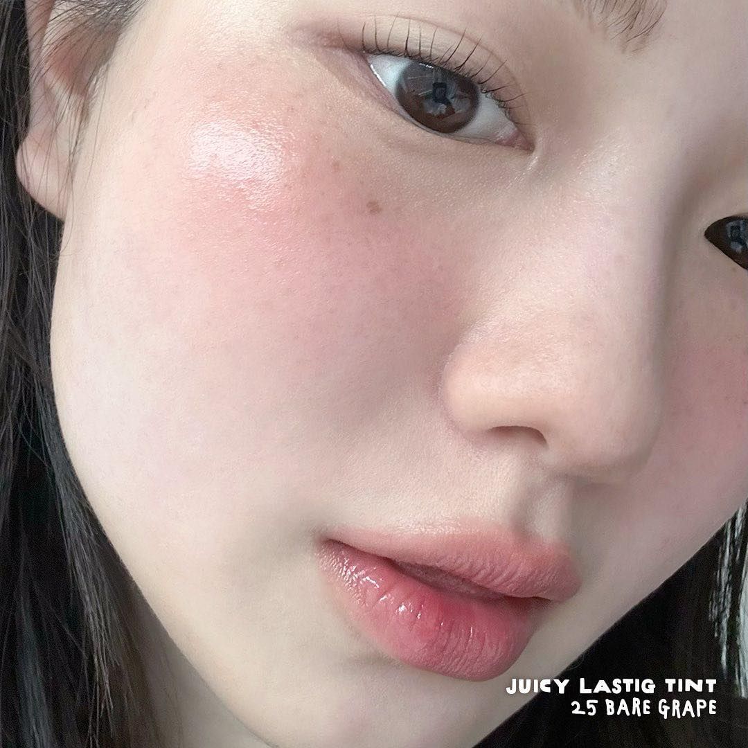 Son Bóng Romand Juicy Lasting Tint Grape In Black