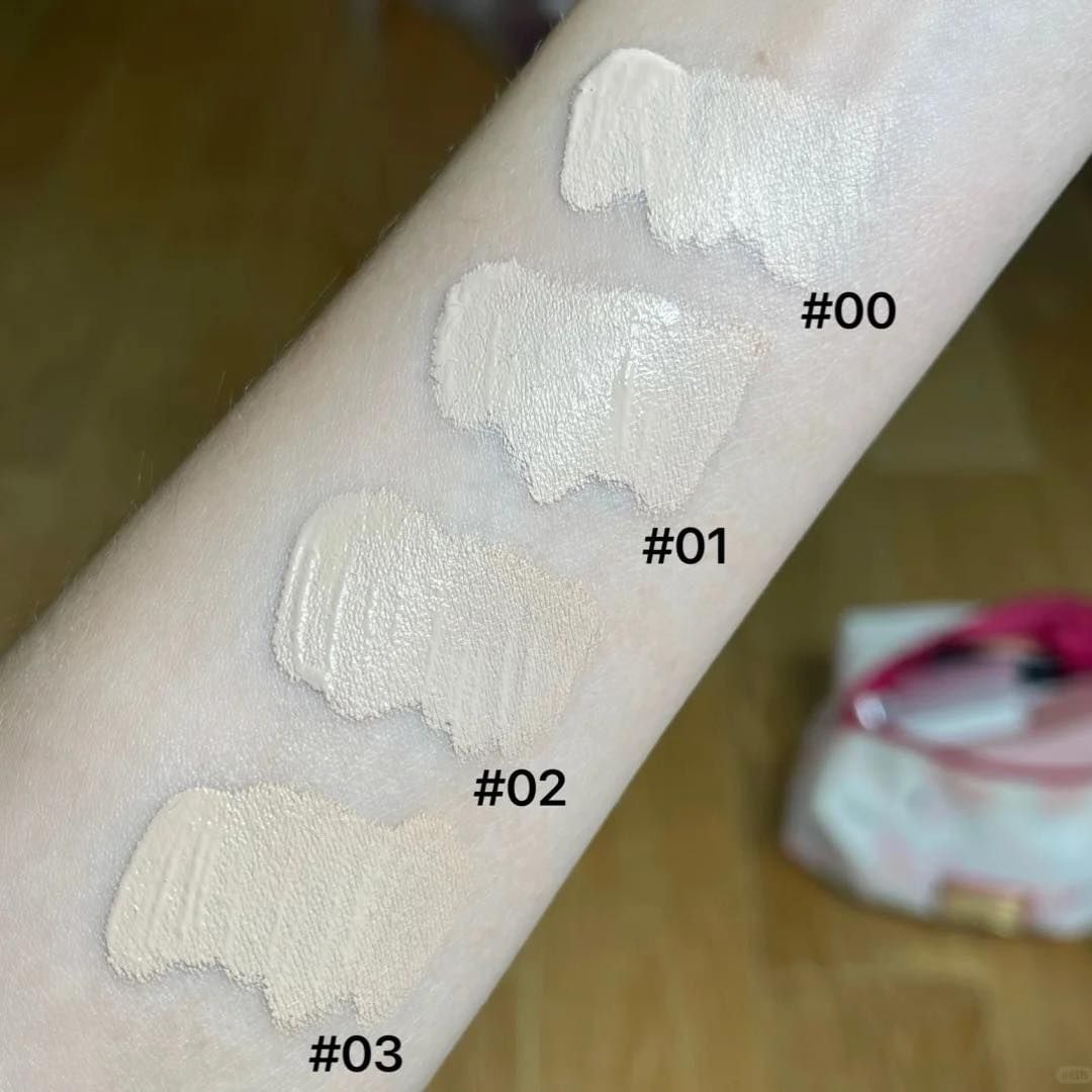 Kem Che Khuyết Điểm Judydoll Traceless Cloud Touch Concealer 3.2g