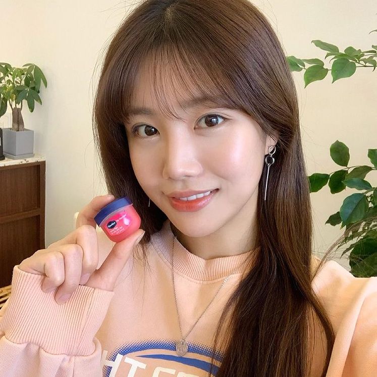 Dưỡng Môi Vaseline Lip Therapy 7g