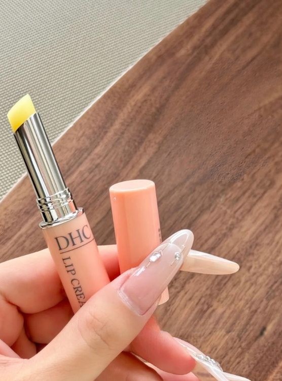 Son Dưỡng DHC Lip Cream 1.5g