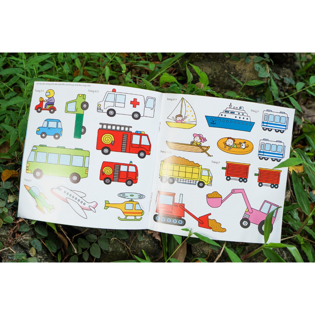Sách bóc dán giúp trẻ phát triển nhận thức đầu đời - Cho trẻ 3 - 6 tuổi - Đinh Tị Books
