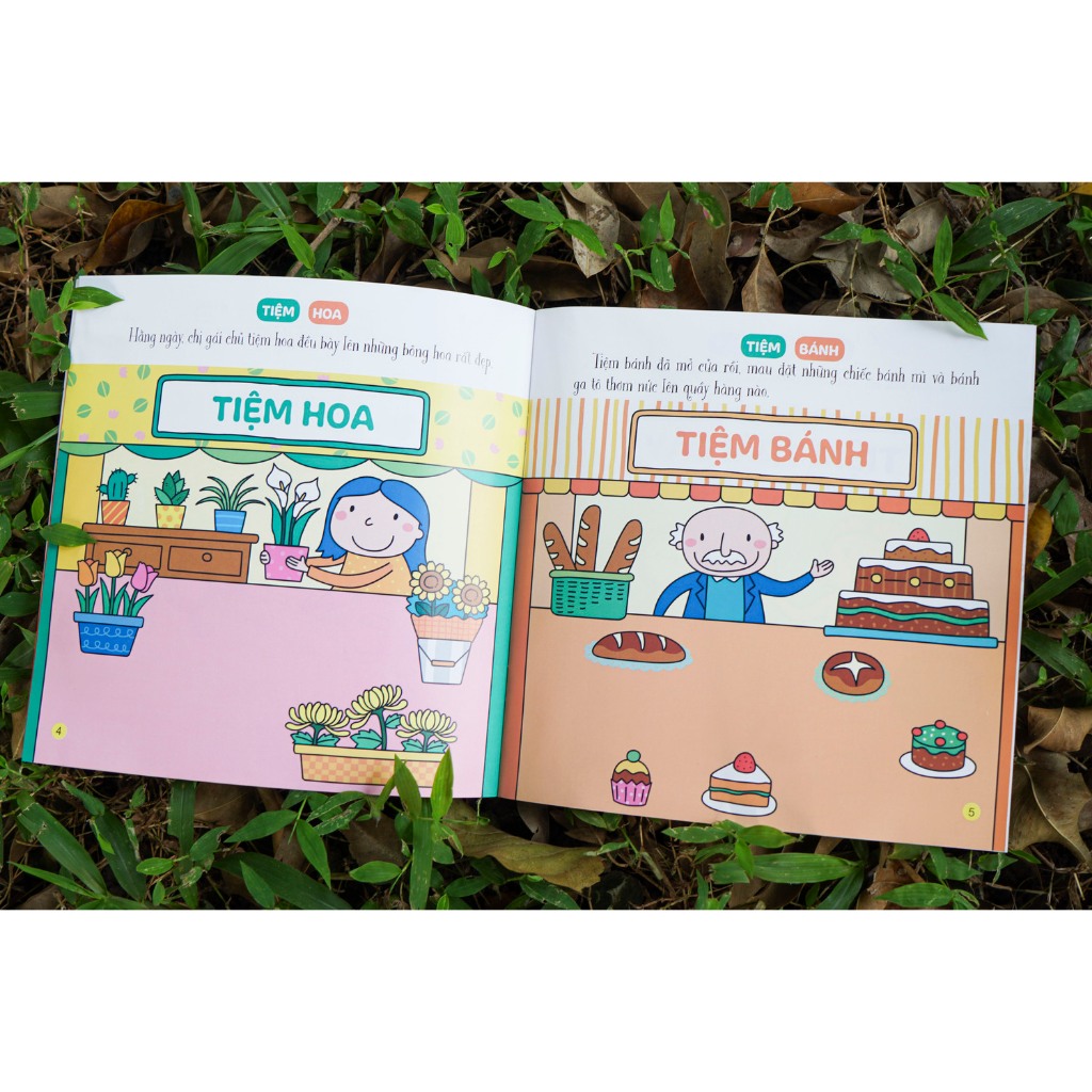 Sách bóc dán giúp trẻ phát triển nhận thức đầu đời - Cho trẻ 3 - 6 tuổi - Đinh Tị Books