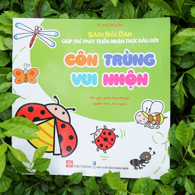 Sách bóc dán giúp trẻ phát triển nhận thức đầu đời - Cho trẻ 3 - 6 tuổi - Đinh Tị Books