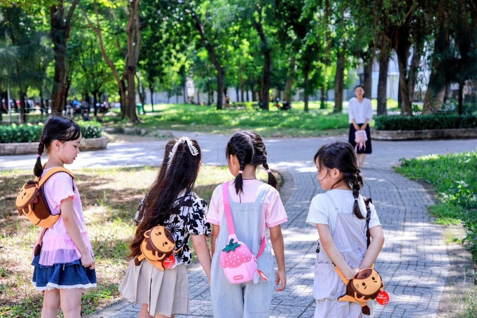 Ngày đầu tiên đến trường luôn là một dấu mốc thật đặc biệt.
