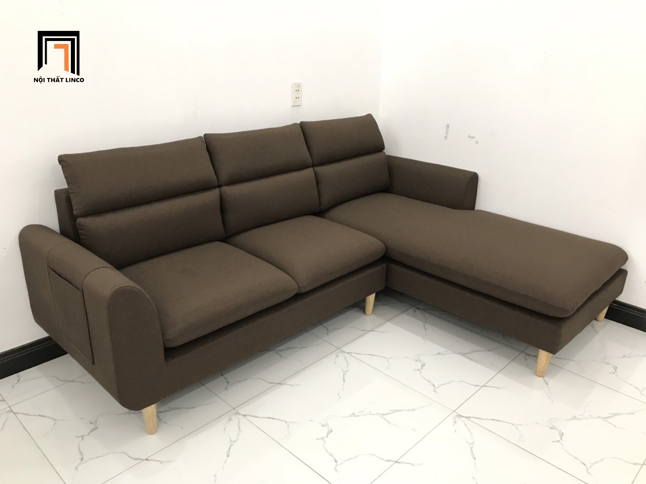sofa góc nâu đậm