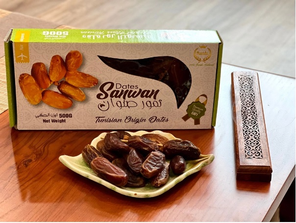 Chà là nguyên cành Deglet Nour Sanwan 500 gr - SmileNut