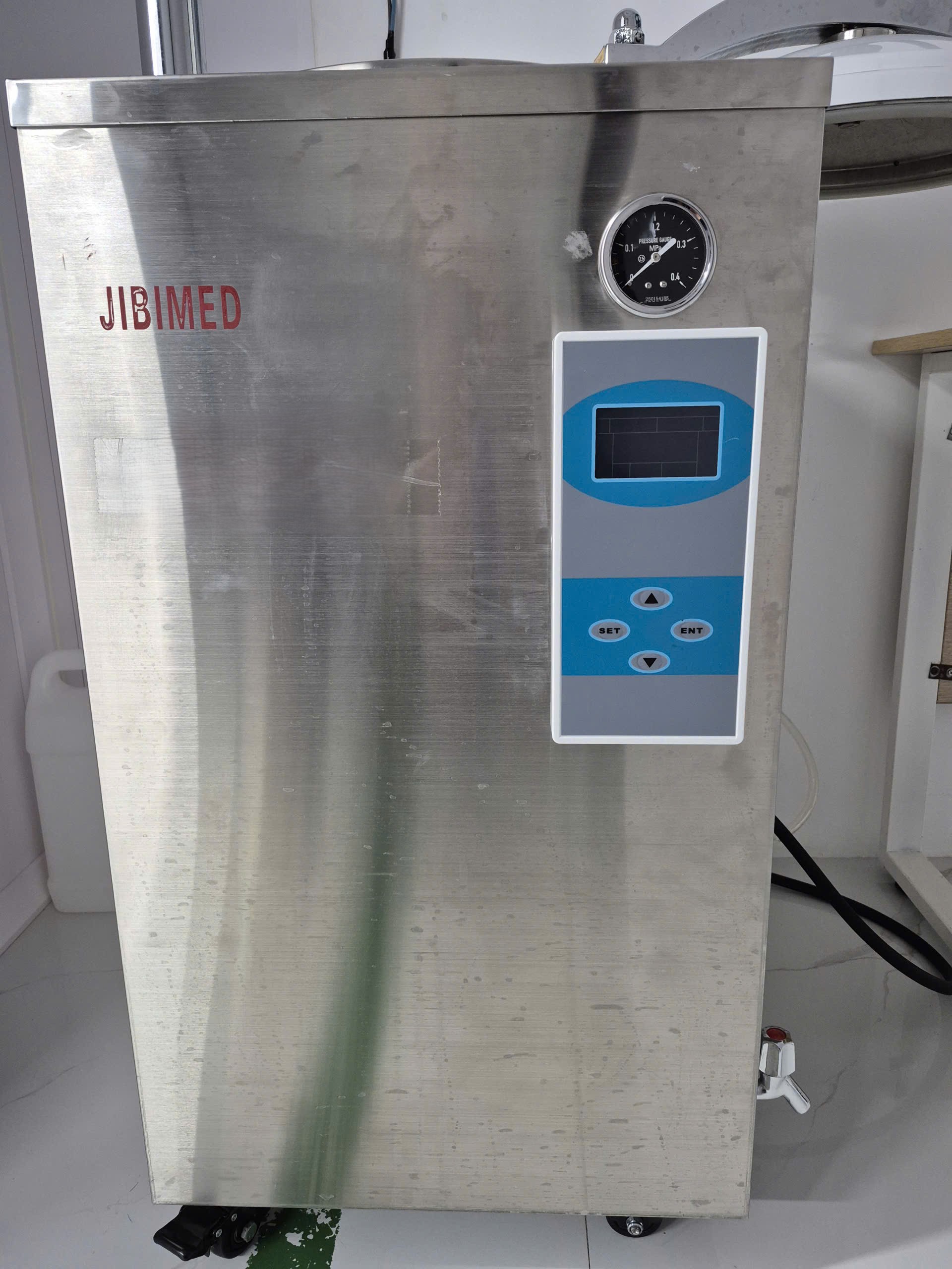 Nồi hấp tiệt trùng 50 lít, Model: LS-50HD, Hãng: Jibimed - Trung Quốc