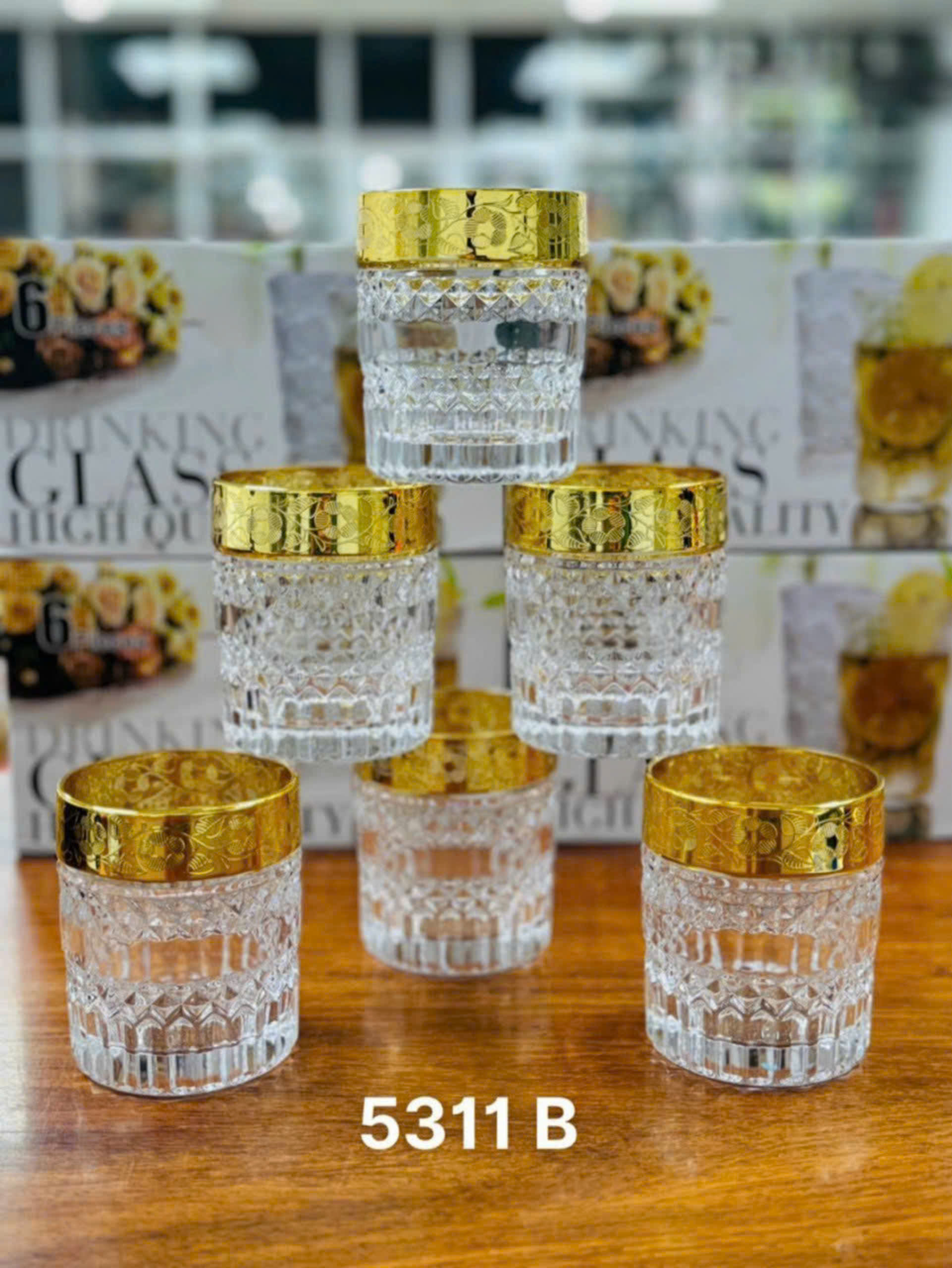 Bộ cốc thủy tinh khảm vàng