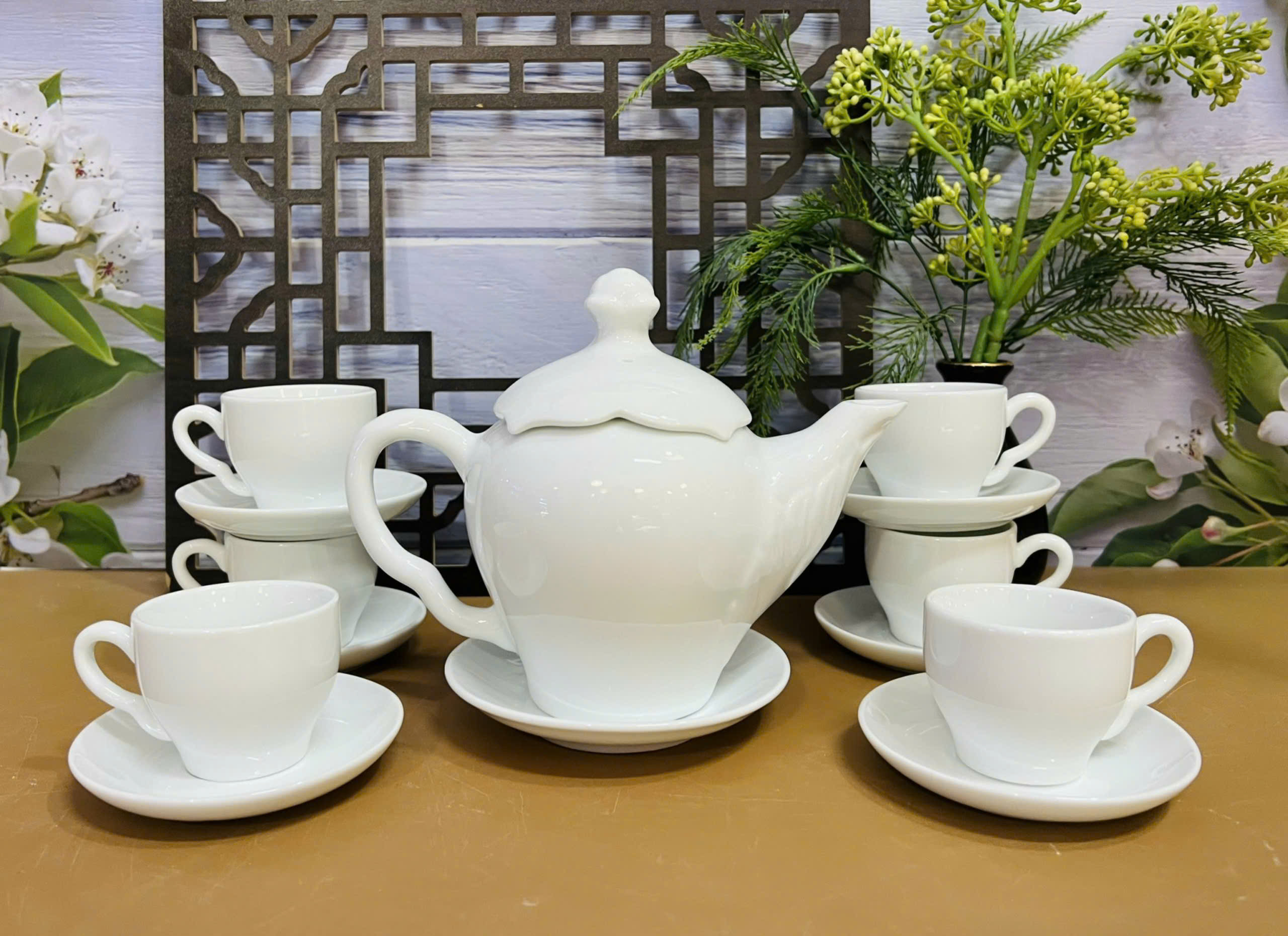 Bộ ấm chén BT