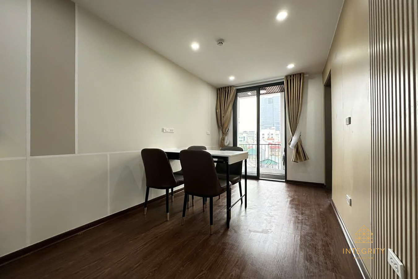 Bán gấp tòa căn hộ tại Nguyễn Khang, Cầu Giấy