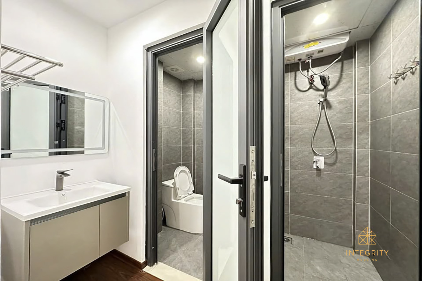 Bán gấp tòa căn hộ tại Nguyễn Khang, Cầu Giấy