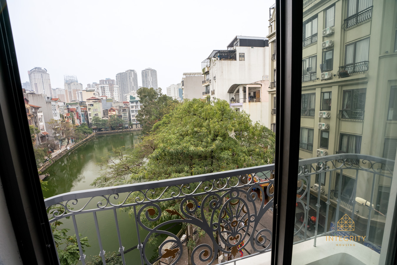Cho thuê ngày căn hộ view hồ Trung Kính, Cầu Giấy