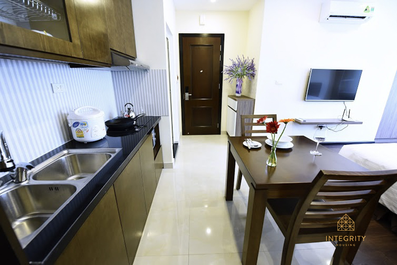 Cho thuê ngày căn hộ Studio Hoàng Quốc Việt, Cầu Giấy