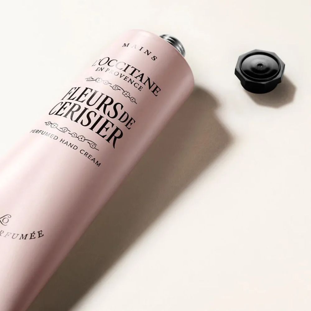 Kem Dưỡng Da Tay L'Occitane Cherry Blossom Fleurs 150ml