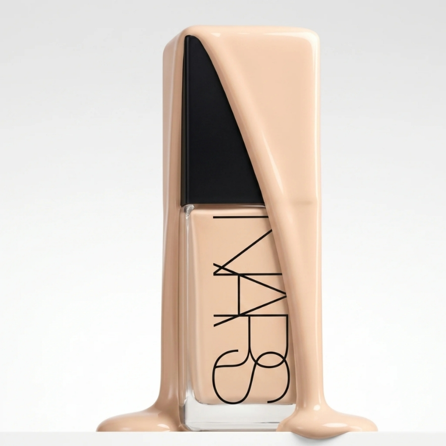 KEM NỀN NARS LIGHT REFLECTING FOUNDATION LIGHT 1 OSLO 30ML – LỚP NỀN MỊN ĐẸP, TỰ NHIÊN VÀ BẮT SÁNG
