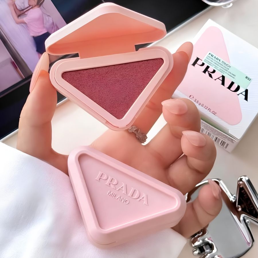 [Fullsize] Má Hồng PRADA Touch Cream To Powder Blush 3.5g #P76