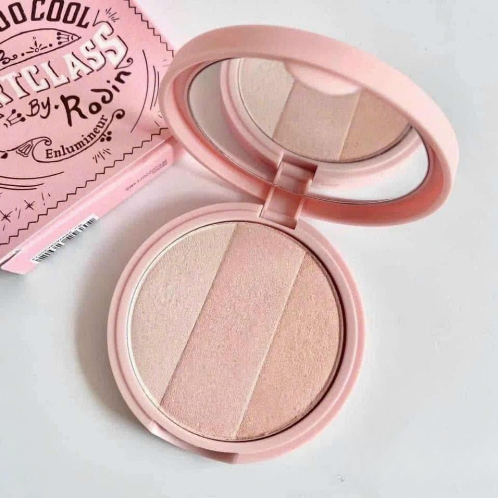 Phấn Bắt Sáng Too Cool For School ArtClass By Rodin Highlighter 10.5g Tone #02 Luminous