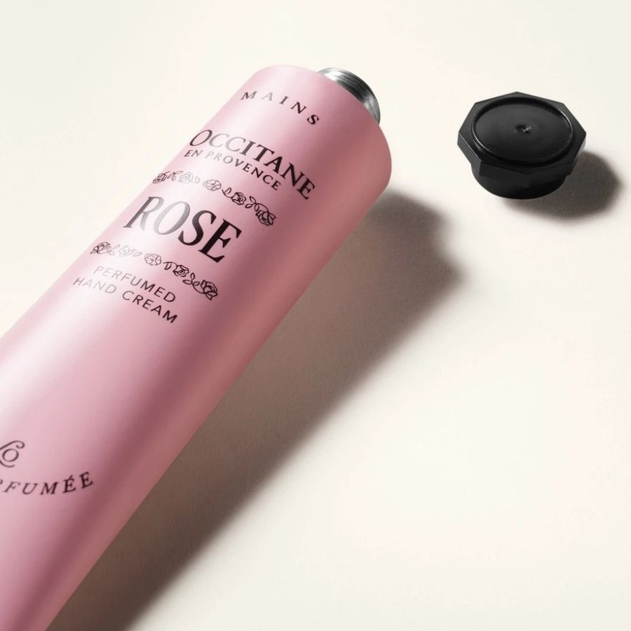 Kem Dưỡng Tay L'Occitane Rose Perfumed Hand Cream 150ml – Dưỡng Ẩm Mềm Mịn, Hương Hoa Hồng Pháp Thanh Lịch