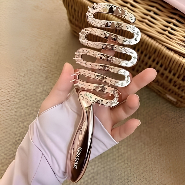 Lược Gỡ Rối Kérastase Rose Gold – Gỡ Rối Nhẹ Nhàng, Hạn Chế Kéo Rít Tóc