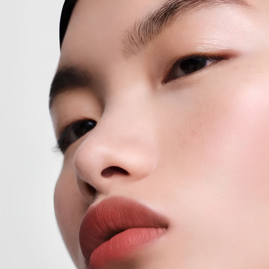 Son Prada Monochrome Soft Matte Lipstick B103 Auburn Đỏ Gạch 3.9g – Sắc Son Sang Trọng, Quyến Rũ