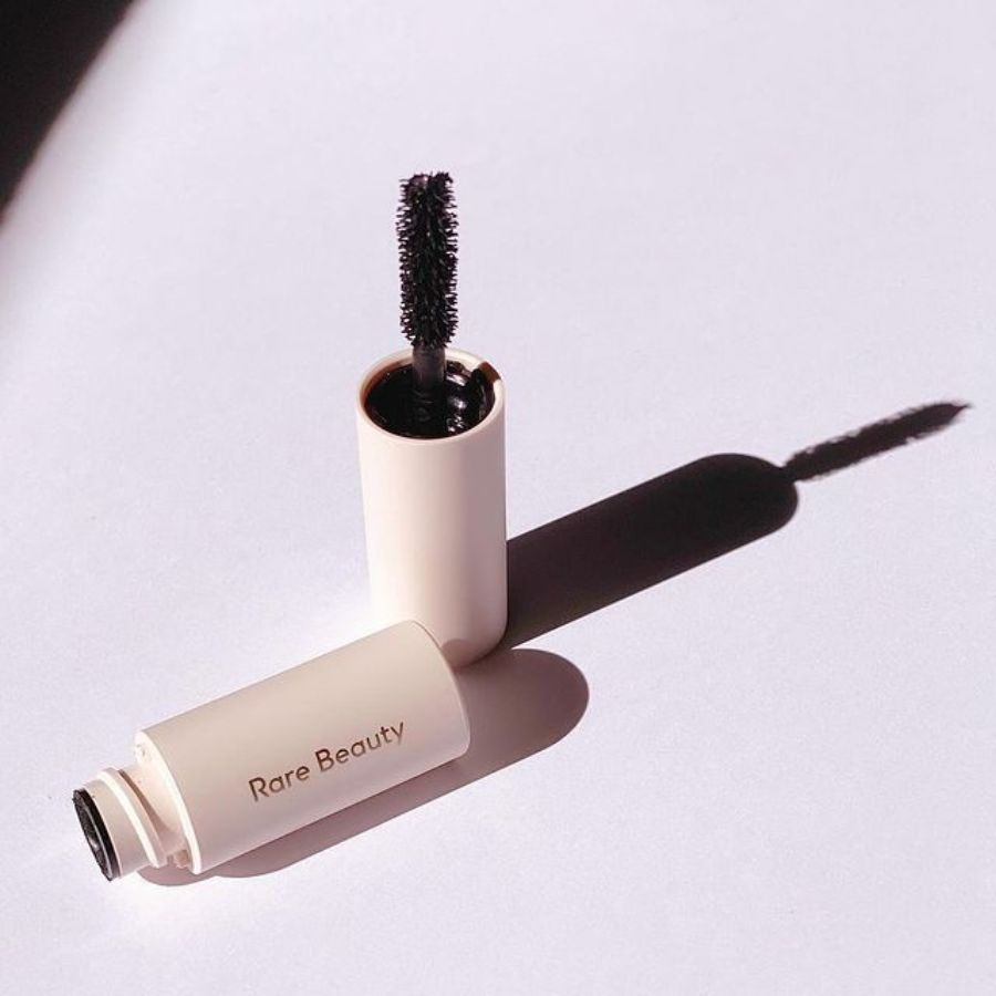 [Mini 3ml] Mascara Rare Beauty Perfect Strokes Universal Volumizing Hàng Mi Cong Vút Mọi Góc Nhìn