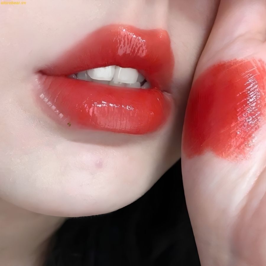 Son YSL Loveshine Candy Glaze 11 Red Thrill 3.2g – Son Dưỡng Bóng Màu Đỏ Cam Căng Mọng, Rạng Rỡ