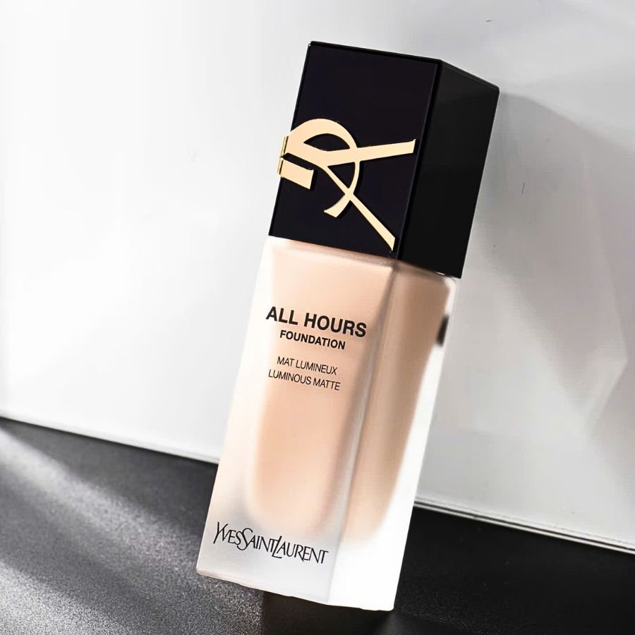 Kem Nền Yves Saint Laurent YSL All Hours Foundation Mat Lumineux Luminous Matte Tone LC1
