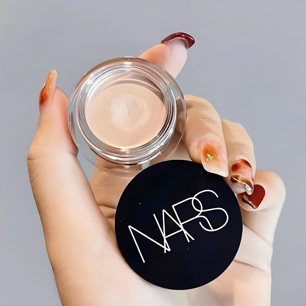 Kem Che Khuyết Điểm NARS Dạng Hũ Medium 1 Custand 6.2g – Be Trung Tính Ngả Vàng