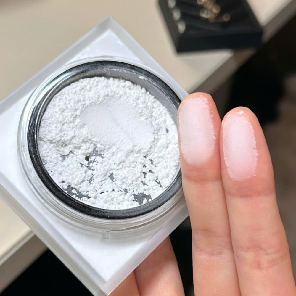 Phấn Phủ Bột YSL All Hours Hyper Blurs Loose Powder 10g Tone #Translucent