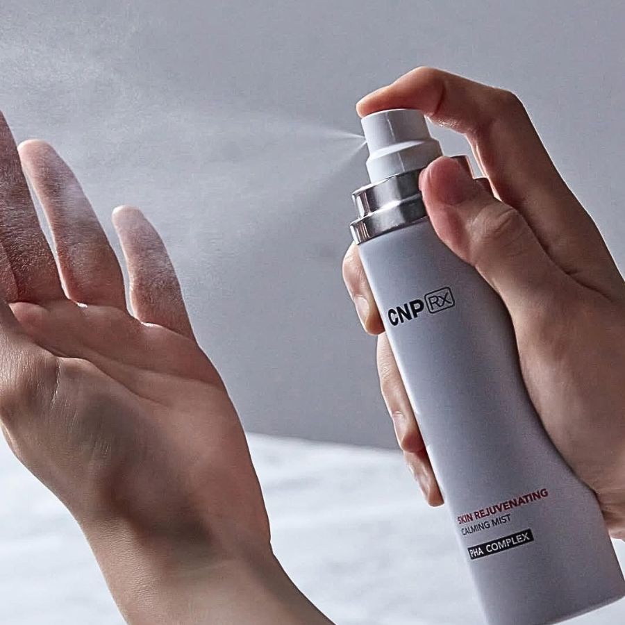 Xịt Khoáng Phục Hồi & Tái Tạo Da Chuyên Sâu CNP Rx Skin Rejuvenating Calming Mist 100ml