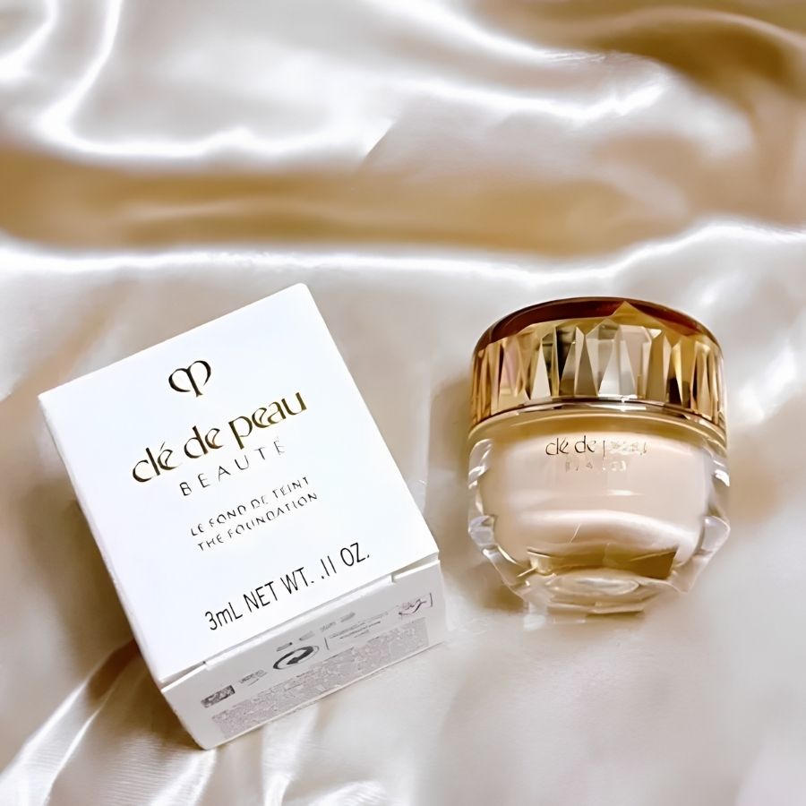 [Minisize] Kem Nền Clé de Peau Le Fond De Teint The Foundation #I10 Very Light Ivory 3ml – Cho Lớp Nền Sang Trọng, Căng Mịn Và Rạng Rỡ Tự Nhiên