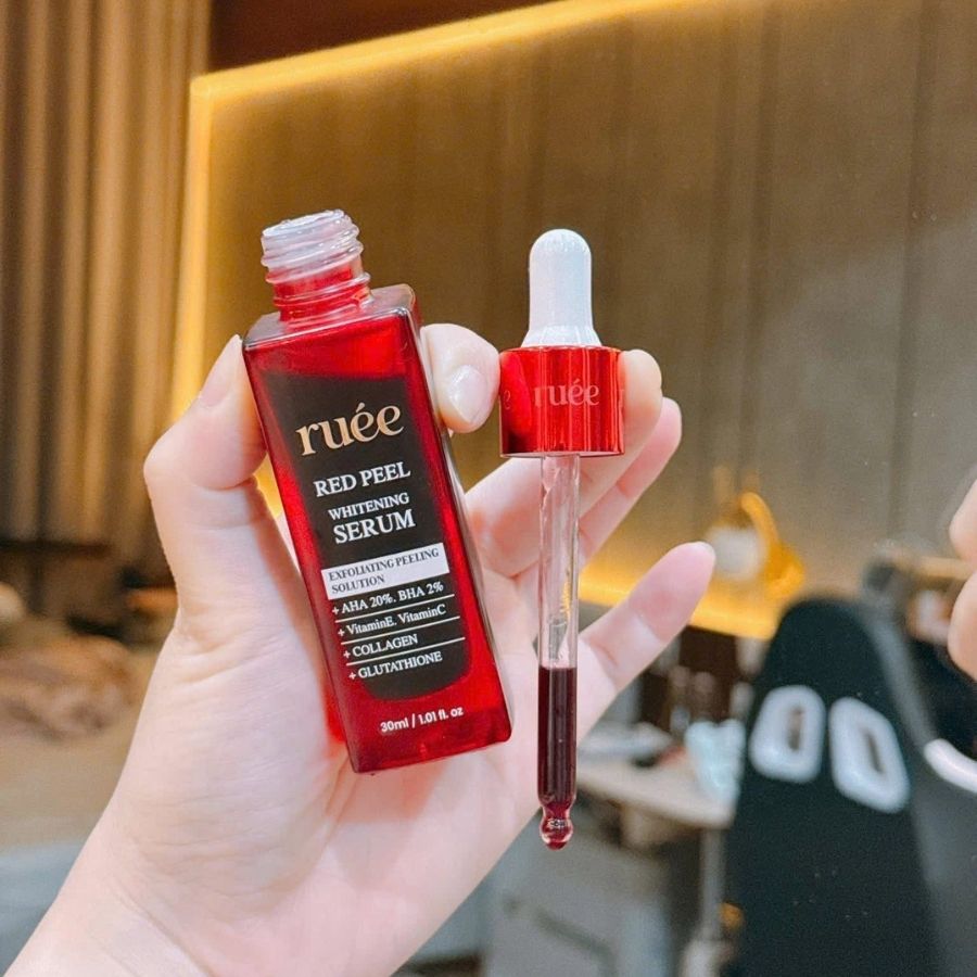 [Hàng Công Ty] Serum Peel Da Sinh Học Ruee Red Peel Whitening Serum 30ml – Hỗ Trợ Làm Sạch Sâu, Da Mịn Màng Và Tươi Sáng Hơn