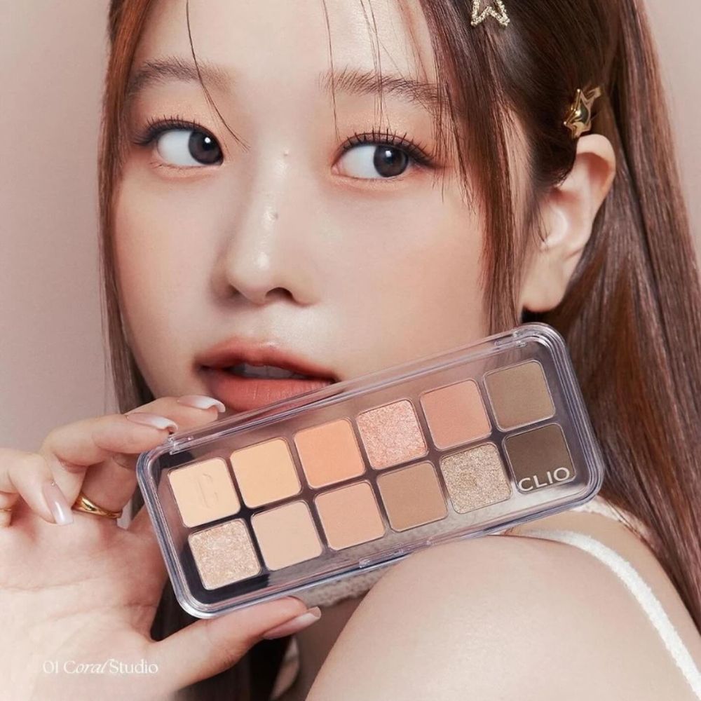 Bảng Phấn Mắt Clio 12 Ô Pro Eye Palette Air 7.2g