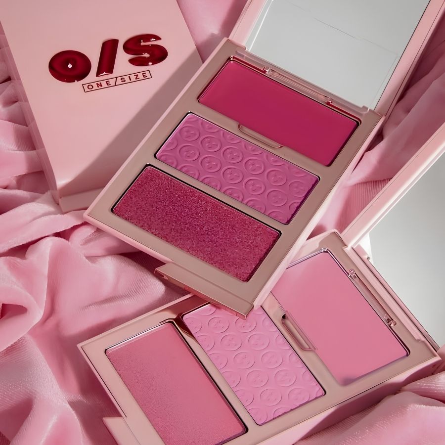 [Fullsize] Bảng Phấn Má Hồng ONE/SIZE Cheek Clapper 3D Blush Trio Palette – Bộ Ba Má Hồng Đa Hiệu Ứng Cho Gương Mặt Rạng Rỡ
