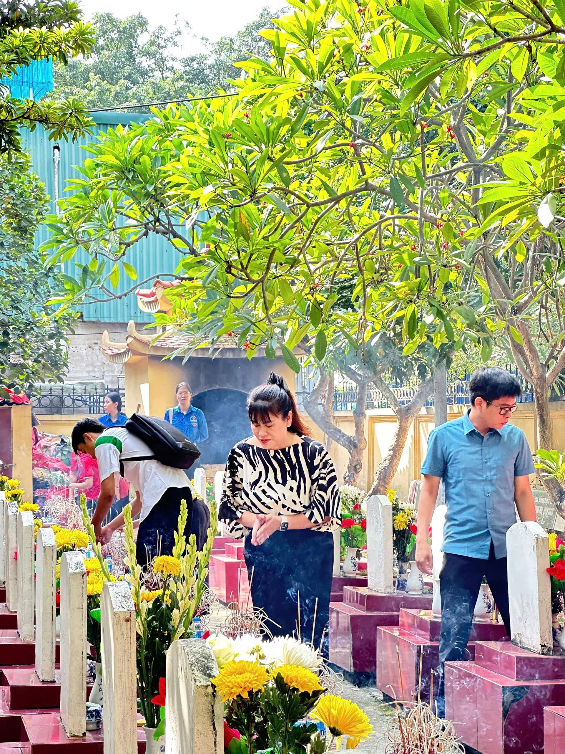 UỐNG NƯỚC NHỚ NGUỒN: GẠO BẢO MINH & THĂNG LONG TRI ÂN VÀ TƯỞNG NHỚ CÁC ANH HÙNG LIỆT SĨ