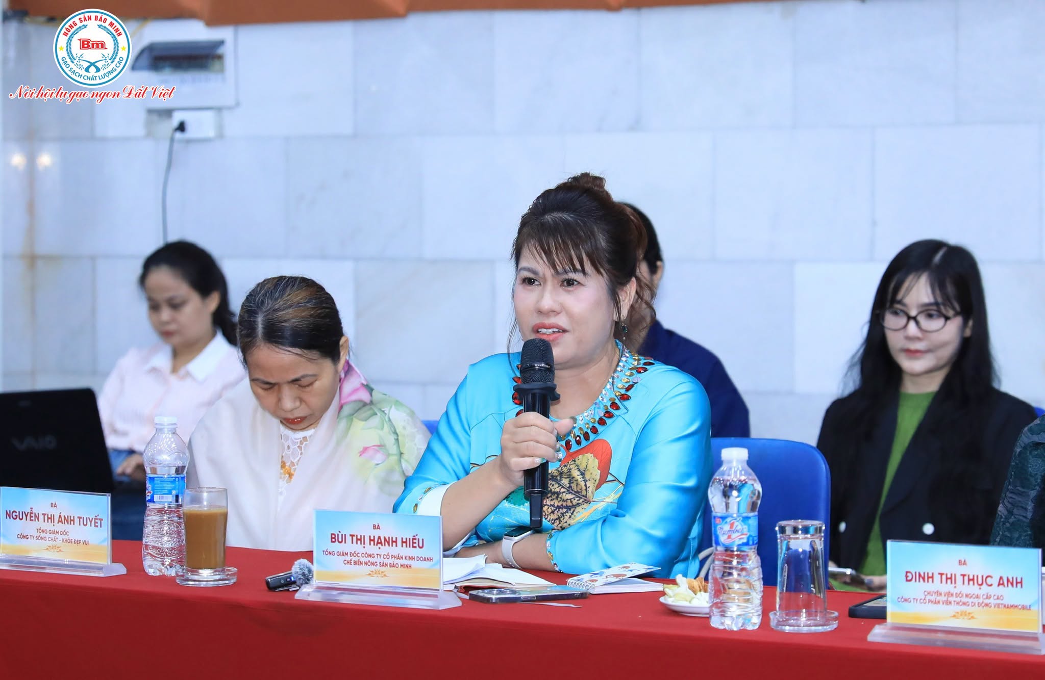 HÀNH TRÌNH ĐƯA HÀNG VIỆT ĐẾN TRÁI TIM NGƯỜI TIÊU DÙNG: GẠO BẢO MINH VÀ TRIẾT LÝ NÔNG NGHIỆP TỬ TẾ