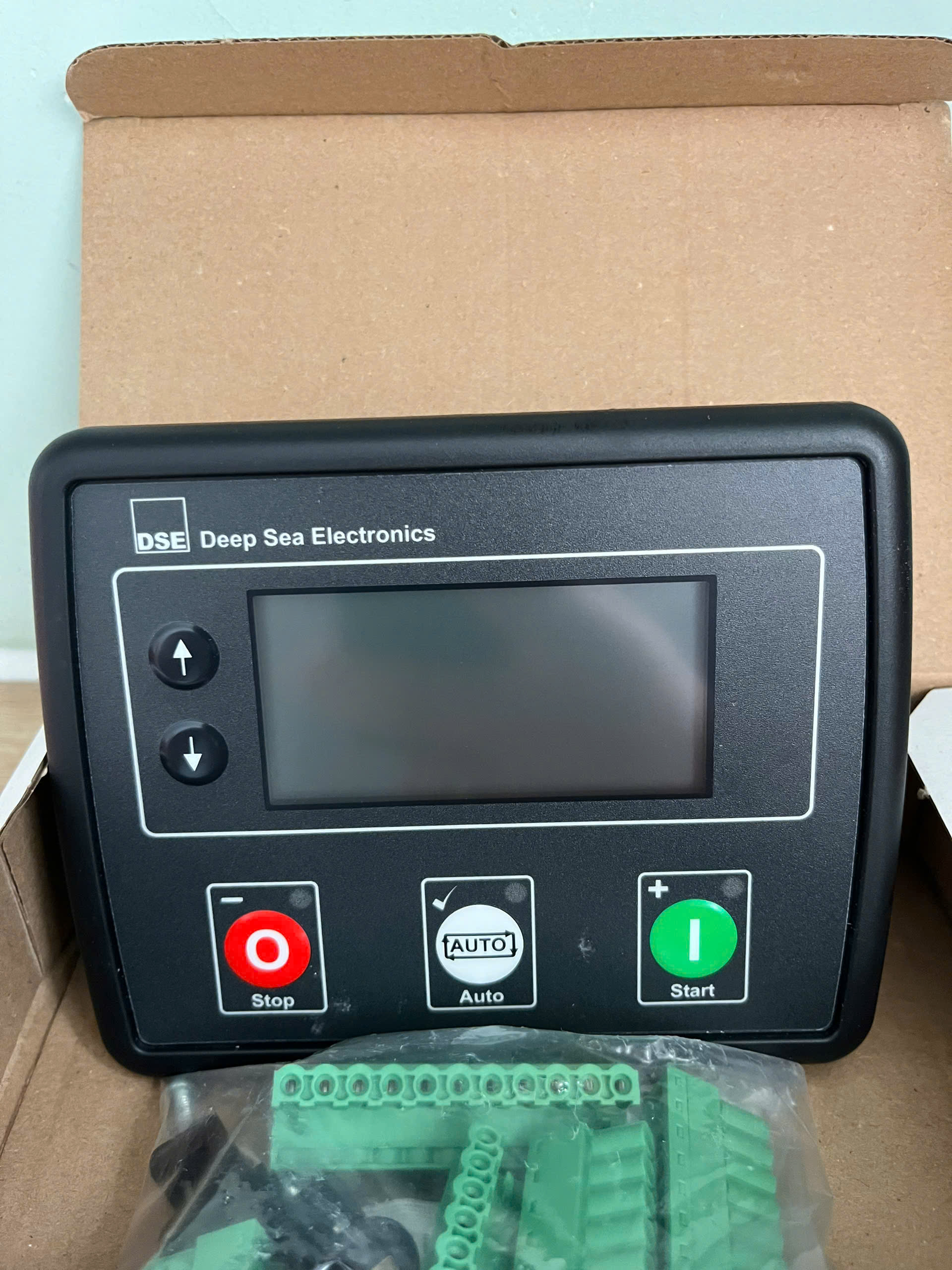 Bộ điều khiển máy phát điện DSE 4520 MKII