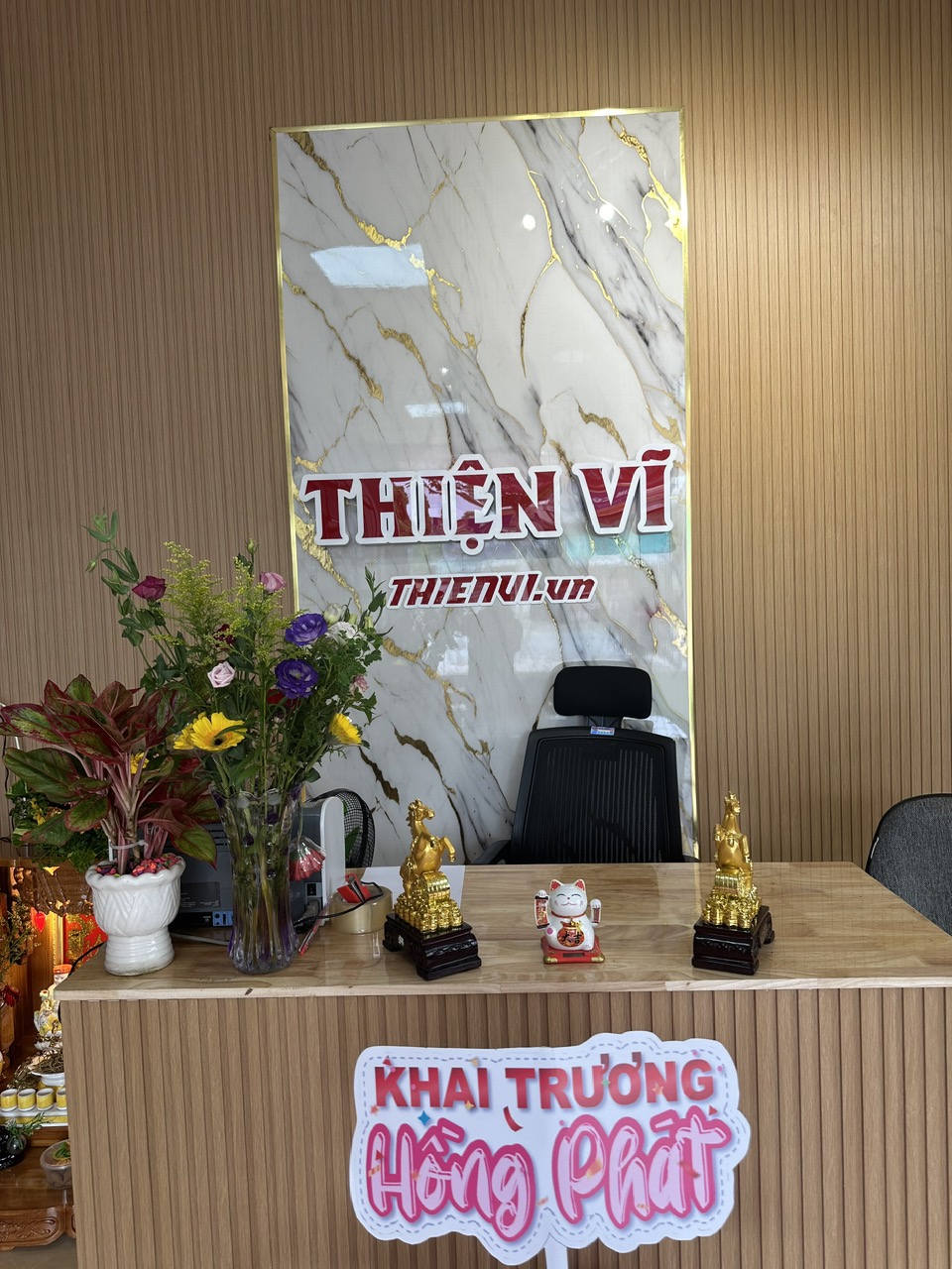 Cửa Hàng Gỗ Nhựa Thiện Vĩ Tại Vũng Liêm - Giải Pháp Trang Trí Nội Ngoại Thất Hoàn Hảo