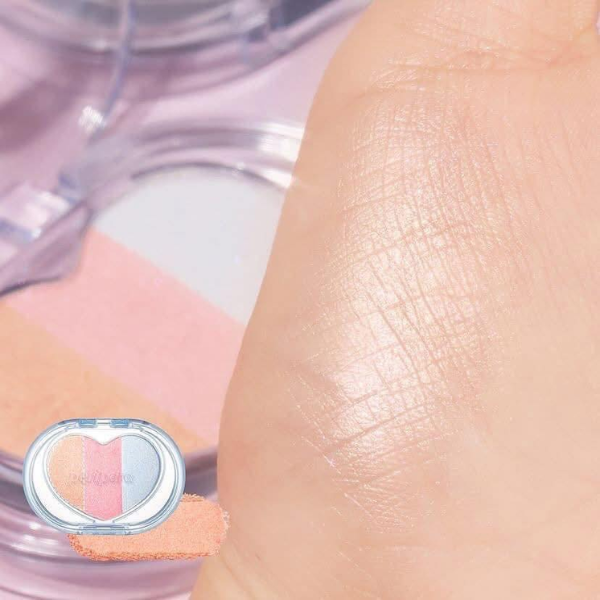 Phấn Bắt Sáng 3 Màu Peripera Heart Pocket Beam hình trái tim 3.3g